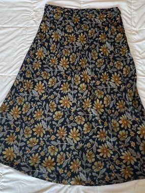 Tommy Hilfiger Black A-Line Skirt with Gold Floral Pattern